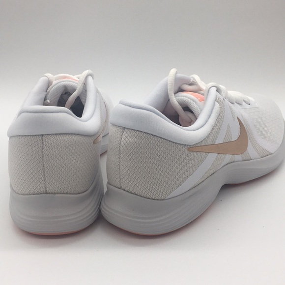WMNS NIKE REVOLUTION 4 white/metallic red bronze - Picture 7 of 8